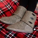 Boots UK BEARPAW Women Knit Tall Gray 44J6176 - Image 7