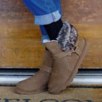Boots UK BEARPAW Women Konnie Hickory 44J641 - Image 9