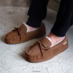 Slippers UK BEARPAW Men Moc II Wide Hickory 44J6530 - Image 5